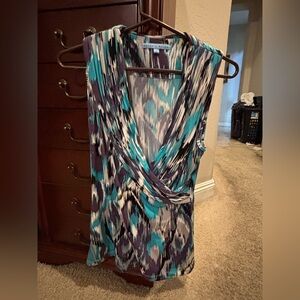 ANTONIO MELANI Teal, Navy & White Ikat-Pattern Sleeveless Top